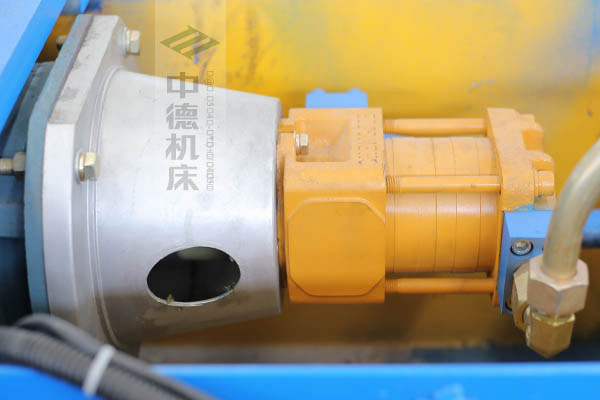 ZDPK-10032采用國(guó)內(nèi)一流品牌電機(jī)及油泵，動(dòng)力強(qiáng)勁，噪音低