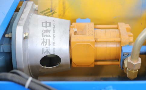 ZDPK-10025采用國(guó)內(nèi)一流品牌電機(jī)及油泵，動(dòng)力強(qiáng)勁，噪音低.jpg